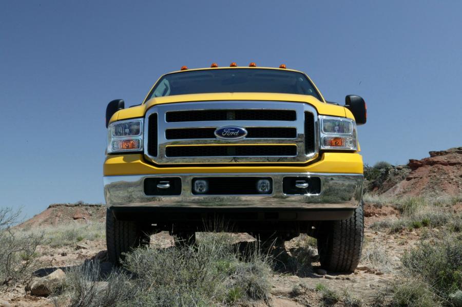  Ford F-350 Super Duty 2005 года  (фото 31 из 39)
